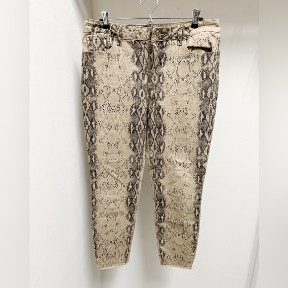 Velvet Heart Mid Rise Skinny Ankle Jean - Picture 1 of 4